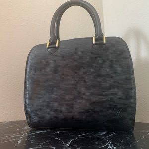 Louis Vuitton epi leather